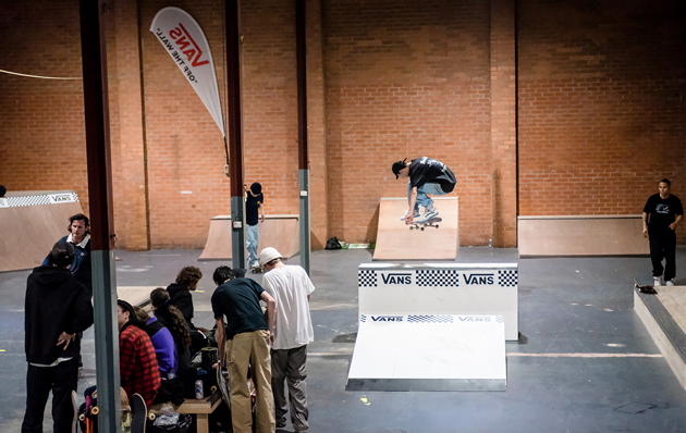  DSC5207 Si Heelflip